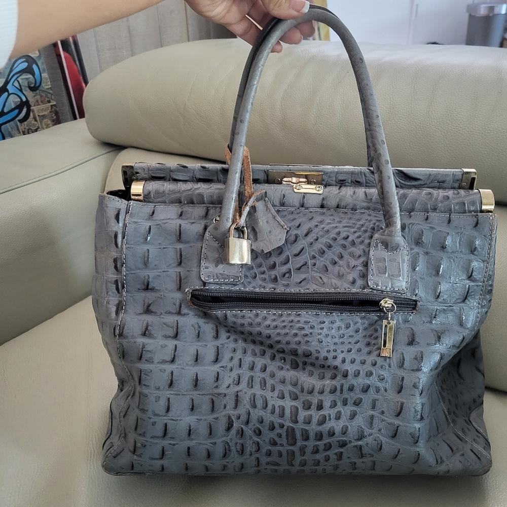 Grey Purse - Picture 4 of 5
